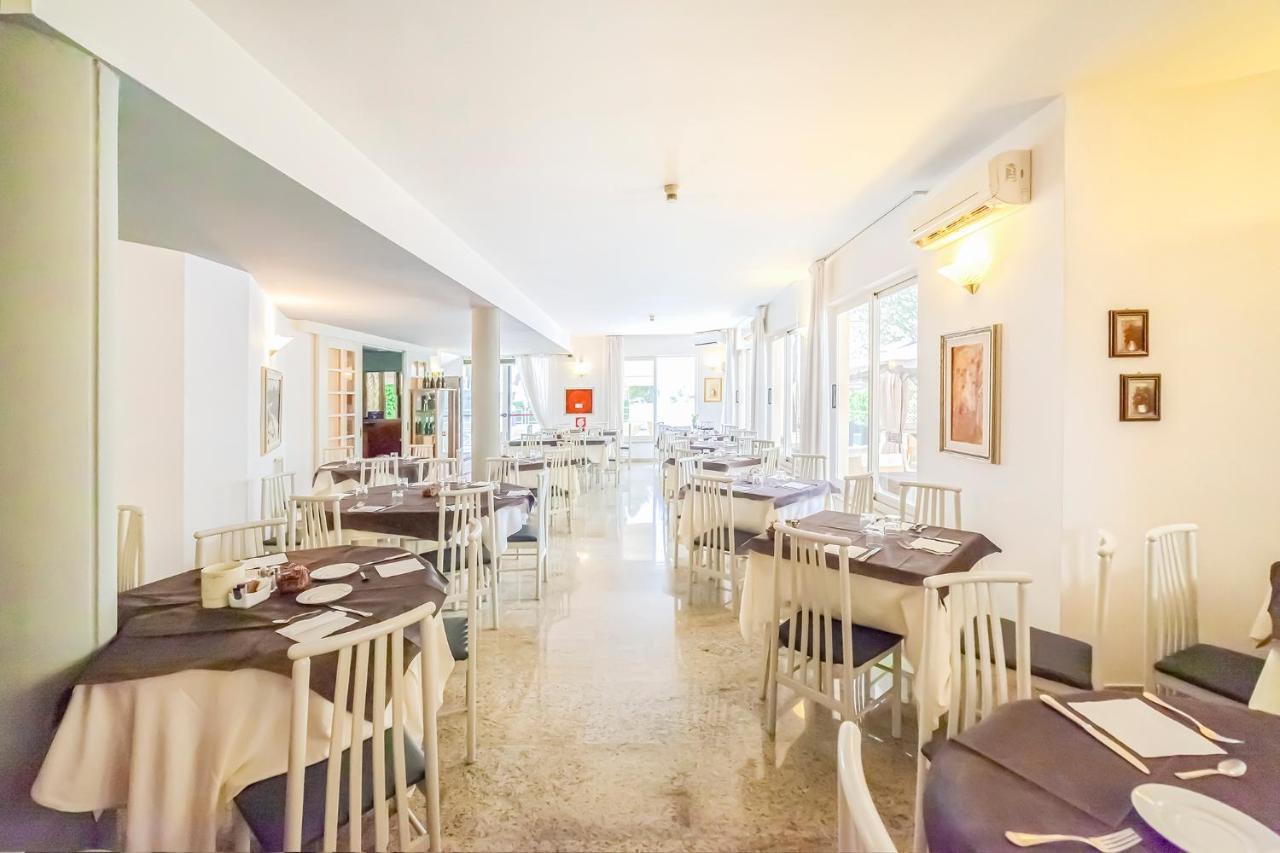 Luisa Hotel 3*